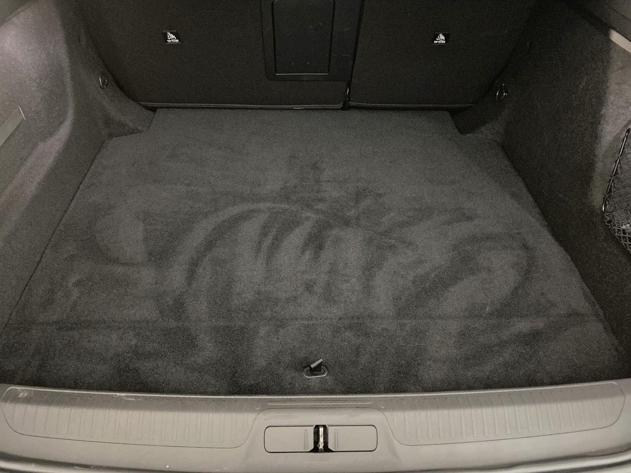 Peugeot 408 hybrid 145 e-dcs6 allure — photo 6