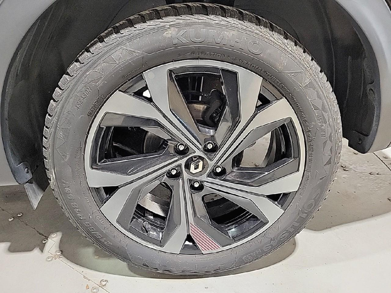 Renault Arkana mild hybrid 160 edc fap - 22 r.s. line — photo 16