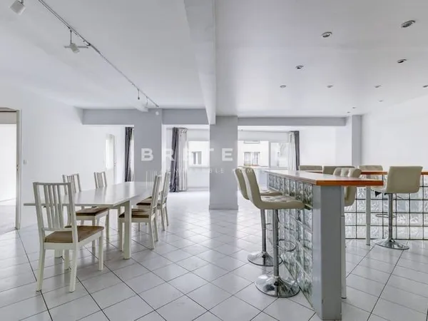Duplex 6 pièces 135 m²