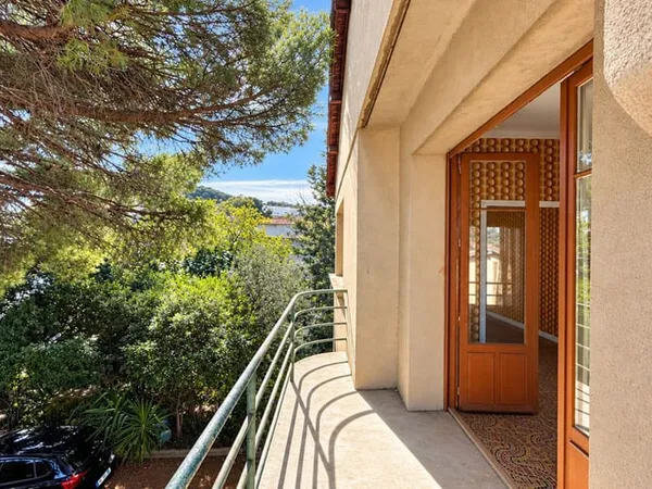 Appartement 4 pièces 94 m²