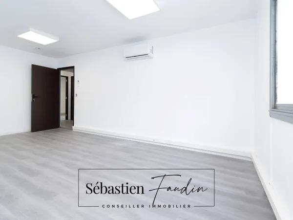 Bureaux 24 m²