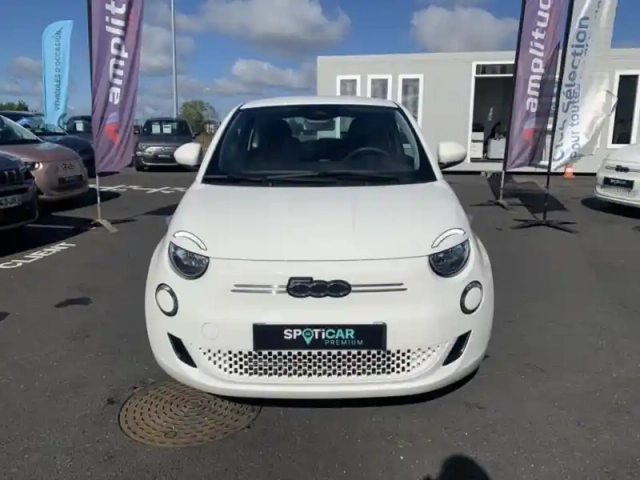 Fiat 500 e 95ch action — photo 2