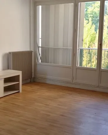 Appartement Type 1 de 35m2 à Troyes