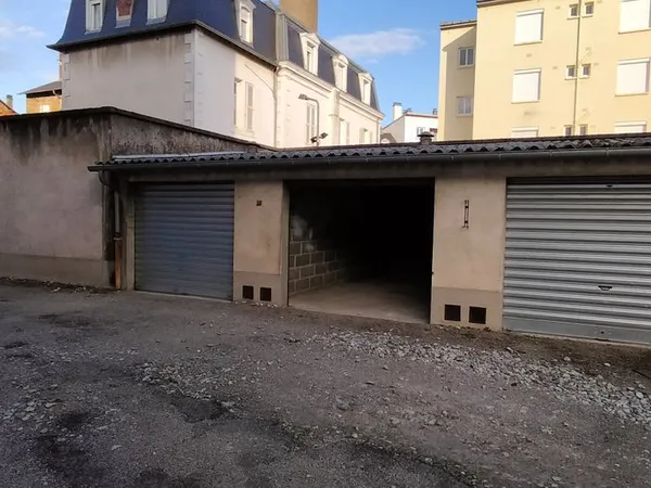 Garage fermé