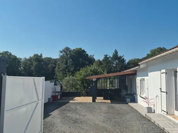 Maison plein pied avec 4 chambres