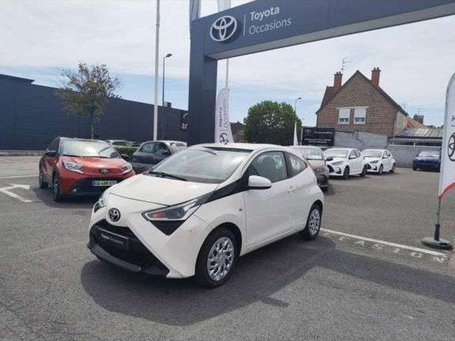 Toyota AYGO Toyota Aygo 1.0 VVT-i 72ch x-play 3p