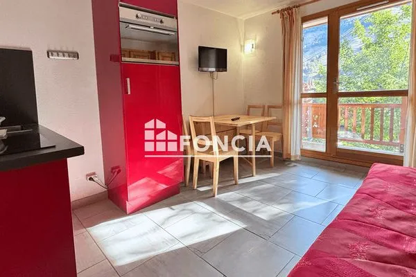 Studio 1 pièce 19 m²