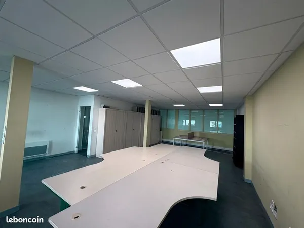 Location Bureaux Caudan