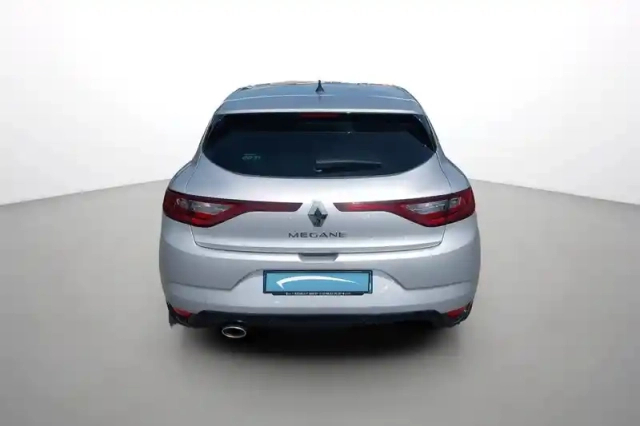 Renault Megane mégane iv berline tce 140 energy — photo 5