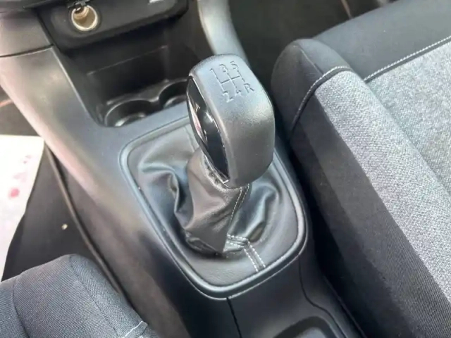 Citroën C3 puretech 83 s&amp;s bvm5 — photo 7