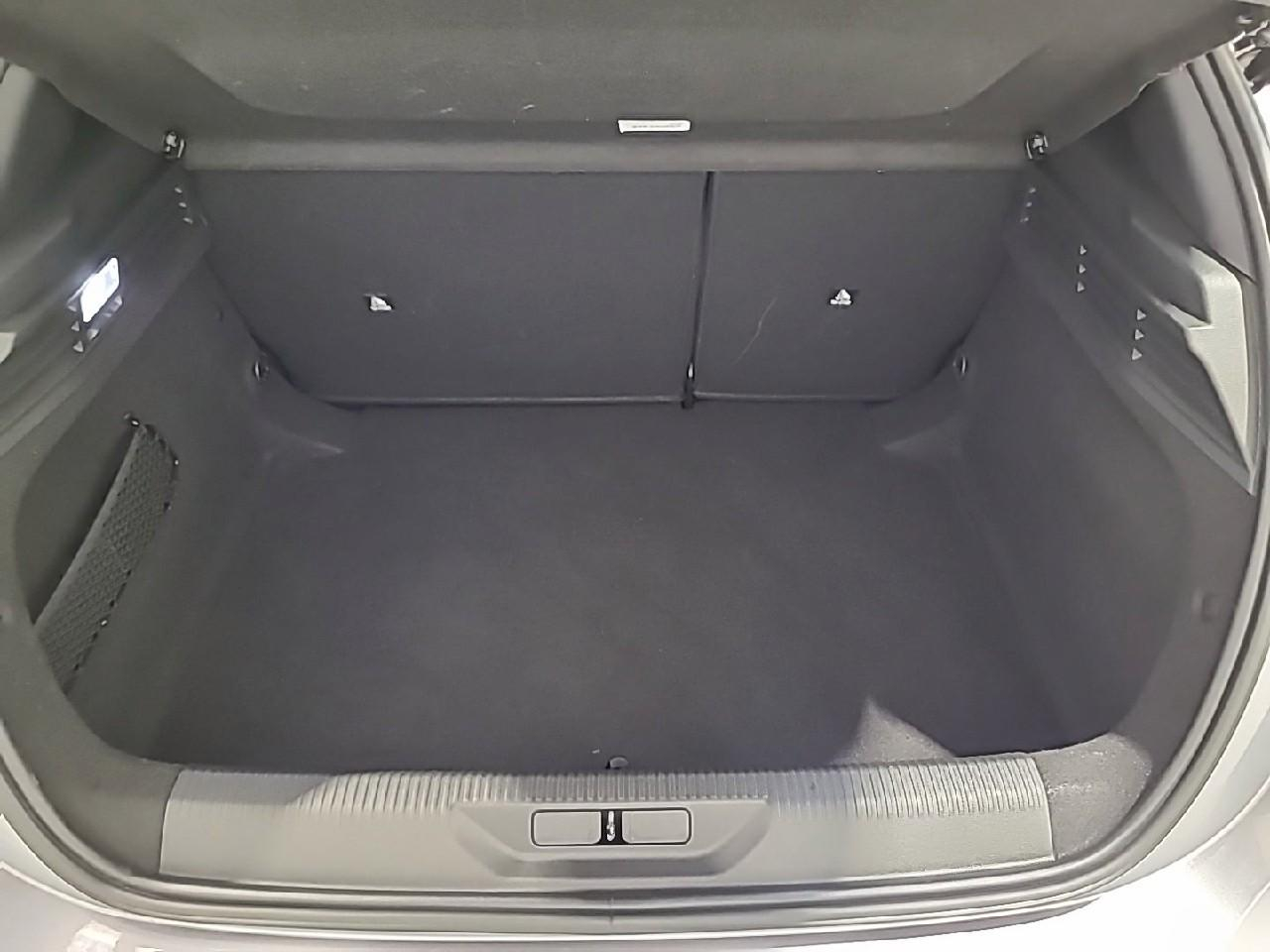 Peugeot 308 bluehdi 130ch s&s eat8 allure — photo 14