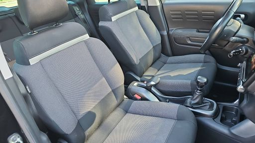 Citroen C3 Aircross 1.2 PureTech 110 - Shine – 2019 – 67600 km – Essence – Boîte Manuelle — photo 8