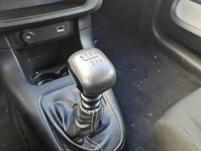 Citroën C3 bluehdi 100 ch bvm6 plus — photo 24