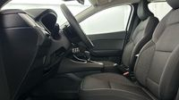 Renault Captur 1.3 TCe 140ch FAP Zen EDC -21 — photo 12