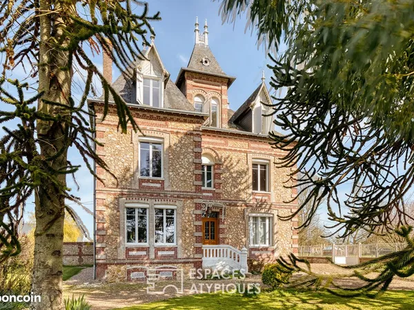 Maison 12 pièces 307 m²
