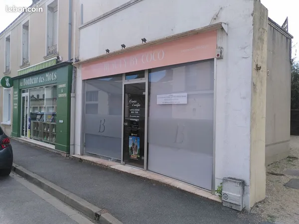 Local commercial / Bureau / Cabinet professions libérales - La Madeleine