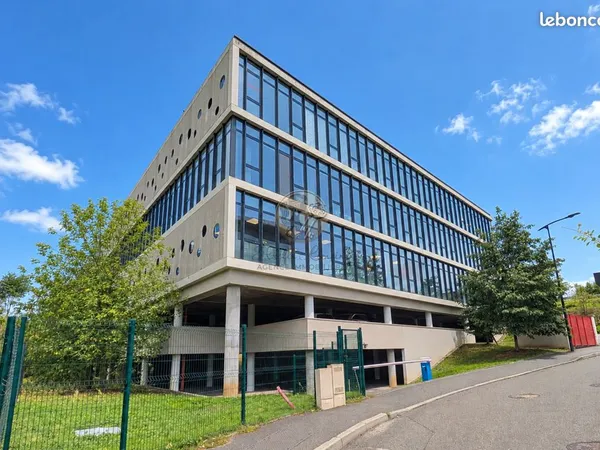 Bureaux 120 m² Brignais