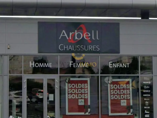 LOCAL COMMERCIAL THOUARS