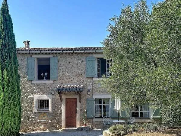 Exceptionnelle Bastide en pierres proche de Lorgues