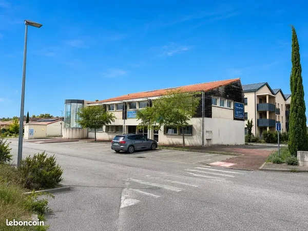 Bureaux 240 m² Donzère