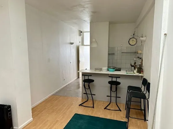 Studio 1 pièce 37 m²