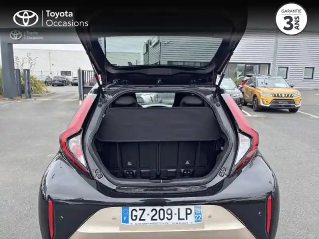 Toyota Aygo X 1.0 vvt-i 72ch design my24 — photo 10