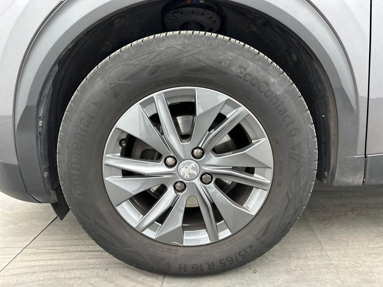 Peugeot 2008 puretech 100 s&s bvm6 style — photo 14