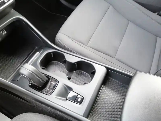 Volvo Xc40 t5 recharge 180+82 ch dct7 — photo 16