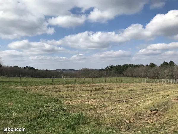 Terrain 2 500 m² Eyraud Crempse Maurens