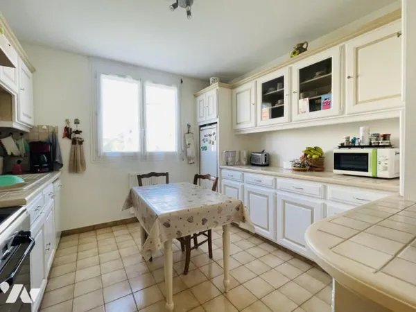 Appartement 4 pièces 77 m²
