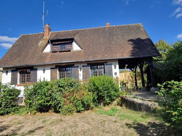 Proche MAINTENON Maison traditionnelle de 4 pièces