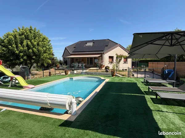 Couternon - Maison familiale 175 m², piscine, 4 chambres, carport 85 m²