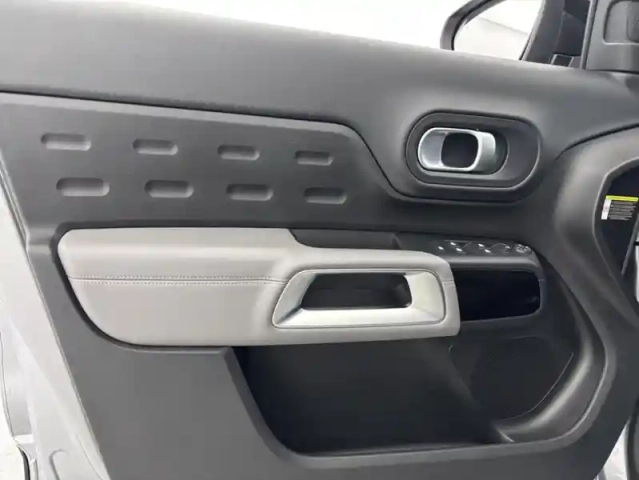 Citroën C5 Aircross bluehdi 130ch feel eat8 suréquipé — photo 11