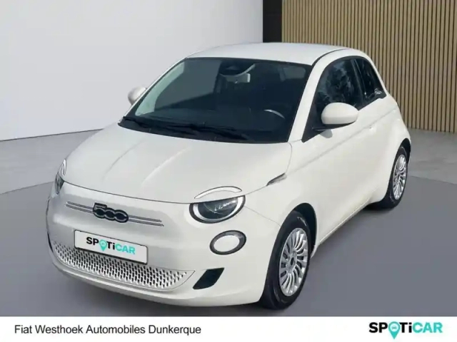 Fiat 500 e 95ch (red) my23 — photo 1