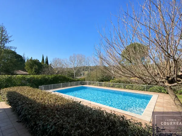 MAISON T5 de 163 M² avec terrasses, piscine & garage