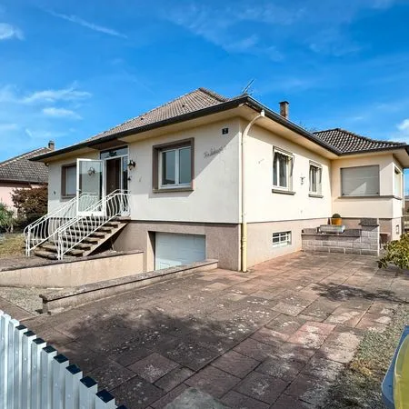 MAISON 6 pièces 130 mètres carré Terrain 5,16 ares