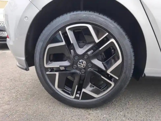 Volkswagen Polo 1.0 tsi 95ch r-line edition — photo 7