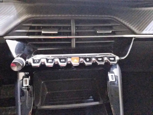 Peugeot 2008 puretech 130 s&amp;s eat8 — photo 56