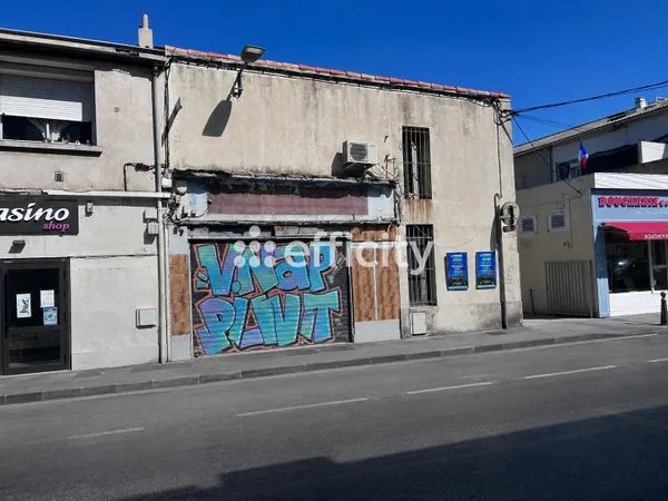 Local commercial 92 m²