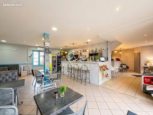 Bar, pizzeria 180 m² Mably