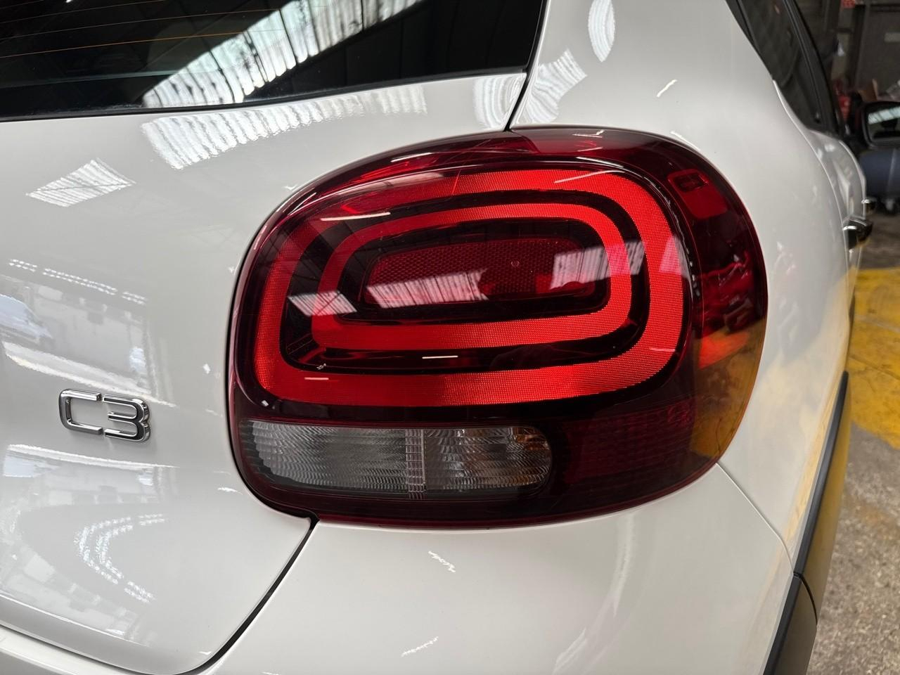 Citroën C3 1.2 puretech 83ch s&s shine — photo 21