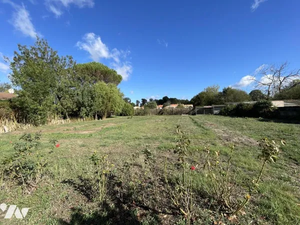 Terrain 1002 m²