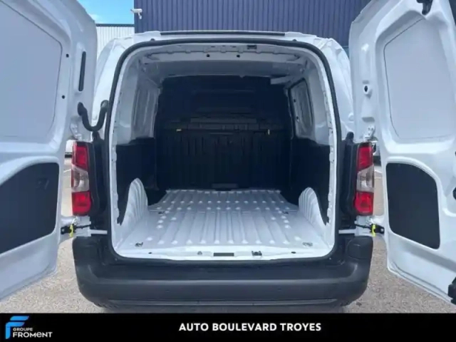 Peugeot Partner m 800kg electrique 136ch batterie 54 kwh — photo 21