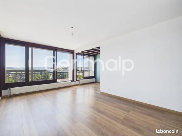 Appartement 4 pièces 84 m²