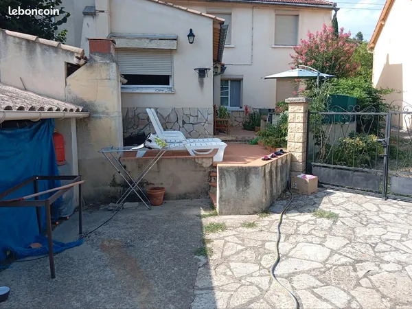 Maison avec jardin