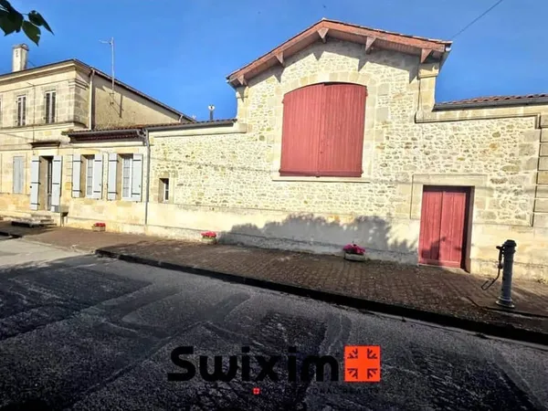 Maison 7 pièces 235 m²