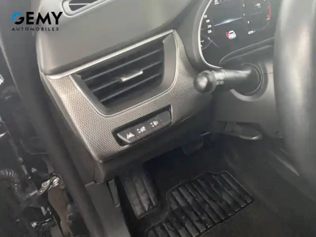 Renault Arkana mild hybrid 140 edc fap - 22 — photo 13
