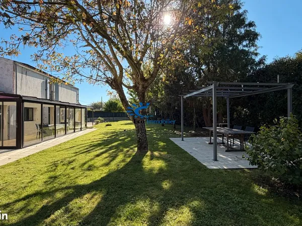 Maison 7 pièces 180 m²