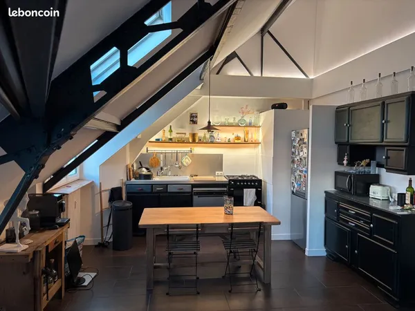 Appartement non meublé - 63 m² carrez- Hypercentre de Nantes, vue basilique Saint-Nicolas