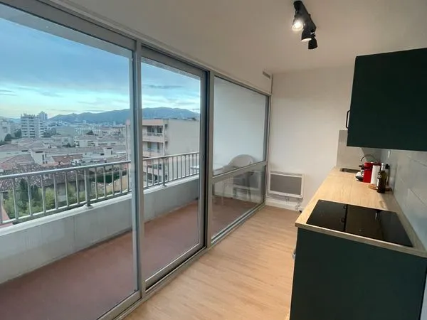 Studio 32 m² - 2 balcons - Proche Faculté de médecine La Timone